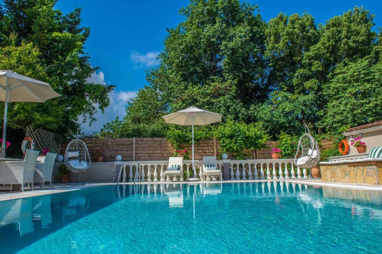 Villa Zapphira Peritheia Corfu ภายนอก รูปภาพ